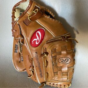 Rawlings Derek Jeter Special Edition RTD2 series 12inch lefthand baseball mitt